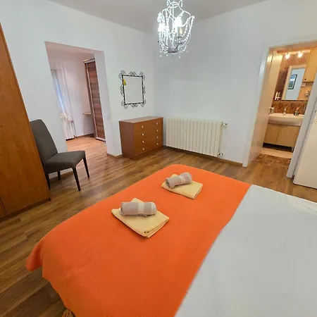 Apartments Villa Vera, 200 M From The Beach Novi Vinodolski
