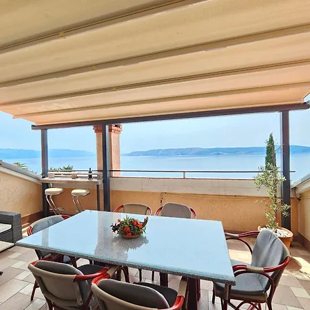 Apartments Villa Vera, 200 M From The Beach *