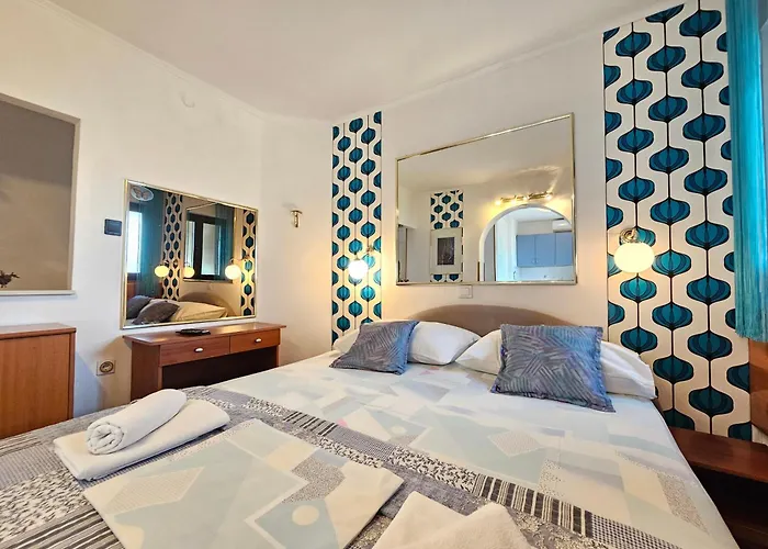 Villa Vera Apartments With Pool, 200 M From The Beach